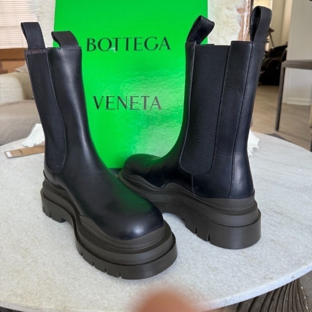 Bottega Veneta Military Calf Black Leather Brown & Black Tire Boot 630284 (44) - Picture 11 of 12